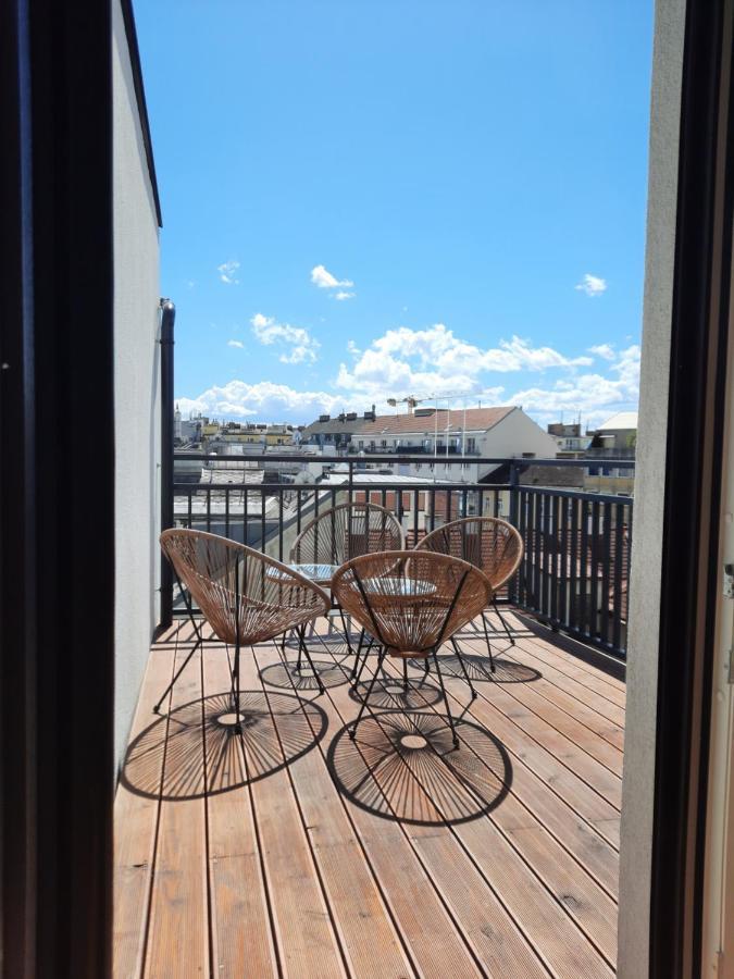 Skysuite Holiday Home Βιέννη Εξωτερικό φωτογραφία